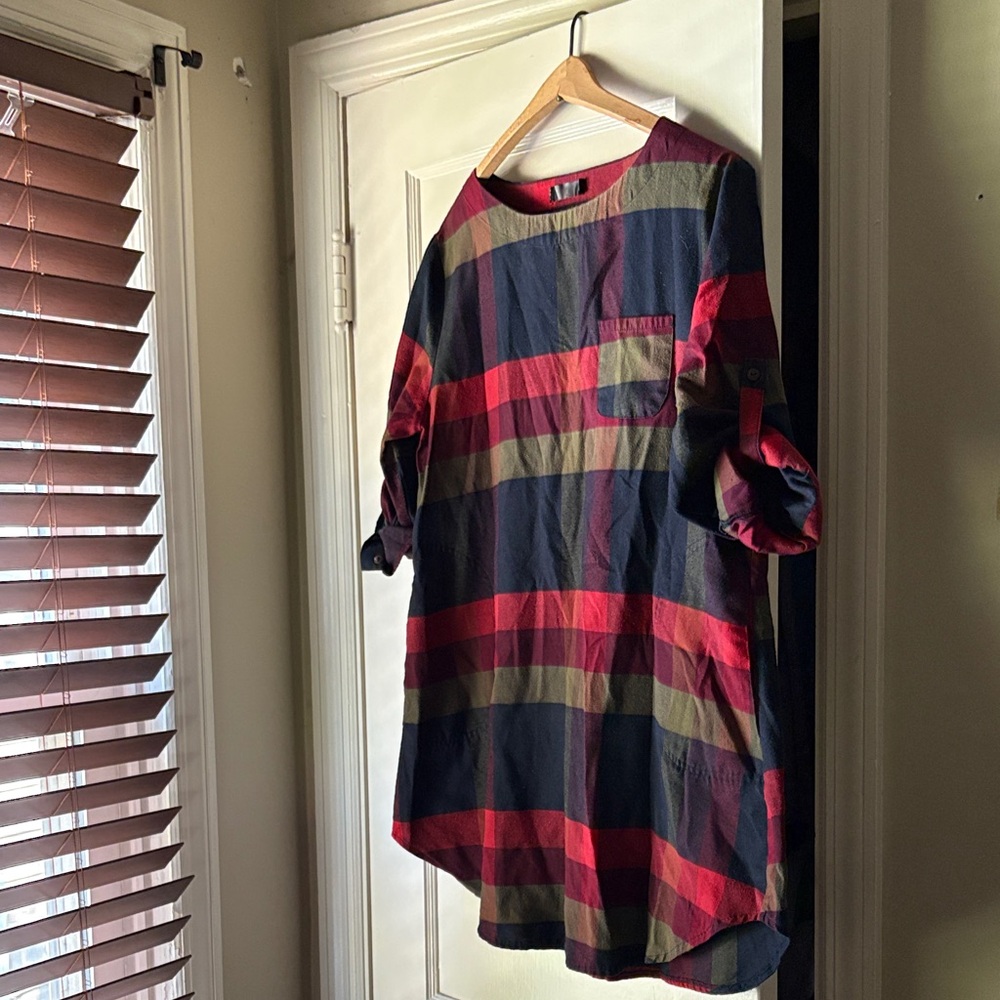 Cupshe Red and Green Striped Tunic Top